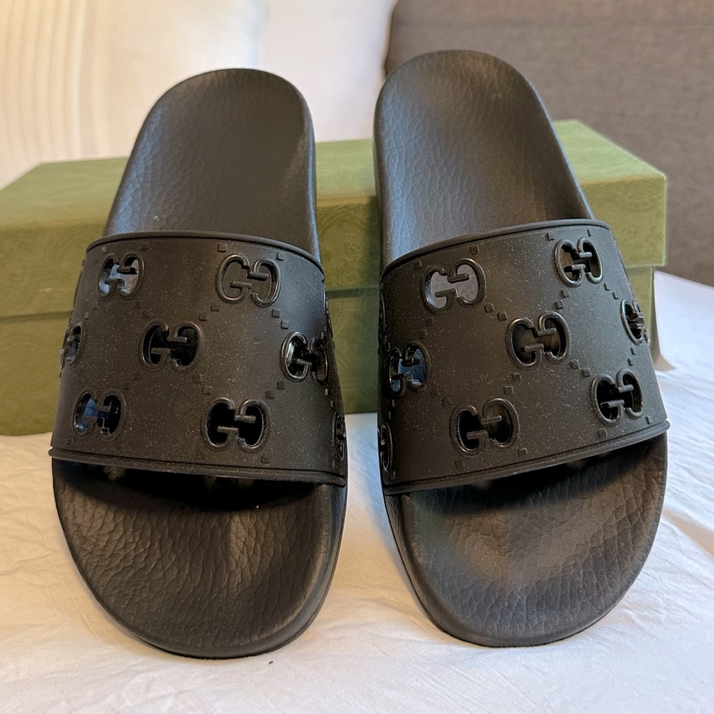 Gucci Black Pool Slides